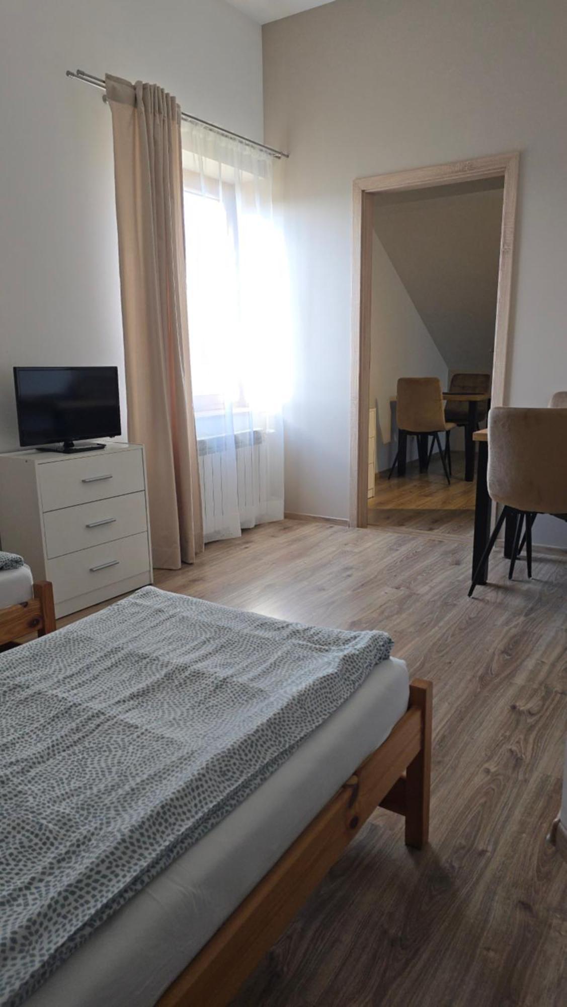 Vip Village Las Woda Rower - Podgrzewany Basen, Balia, Sauna Miedzierza Exteriér fotografie